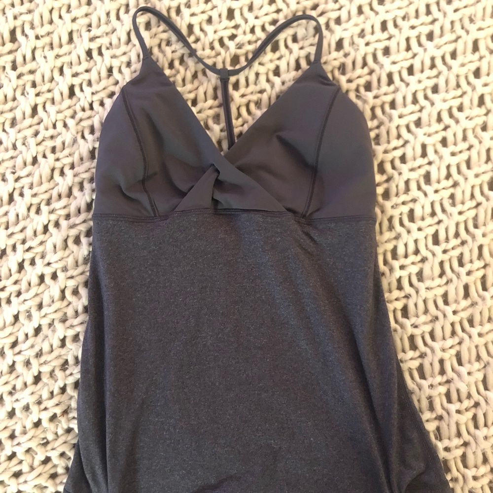 Lululemon athletic top